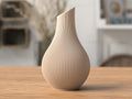 Riflet Japandi vase i lys farve
